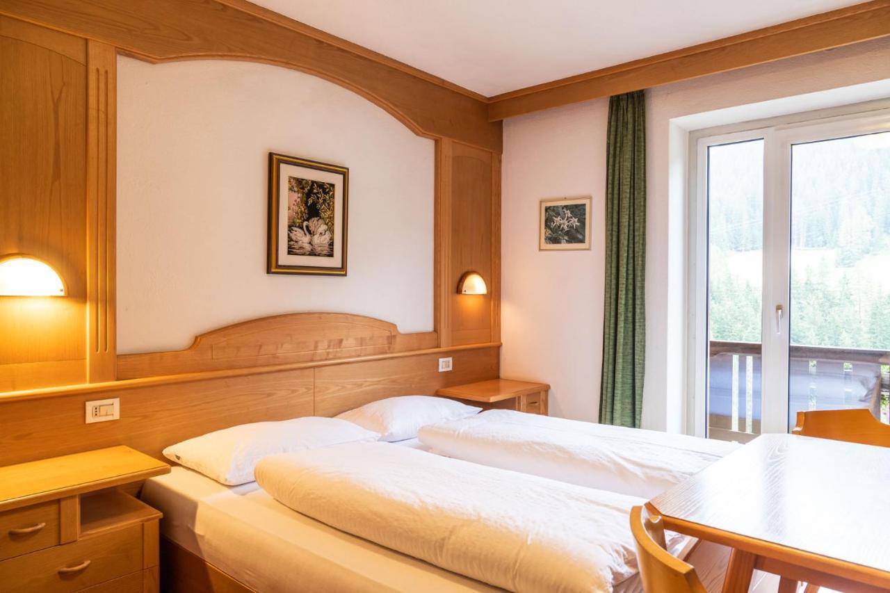 Bed and Breakfast Garni Juri La Villa  Exterior foto